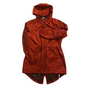 Time and Tru Women’s Orange Red Hooded Raincoat Lightweight Jacket Small 4–6